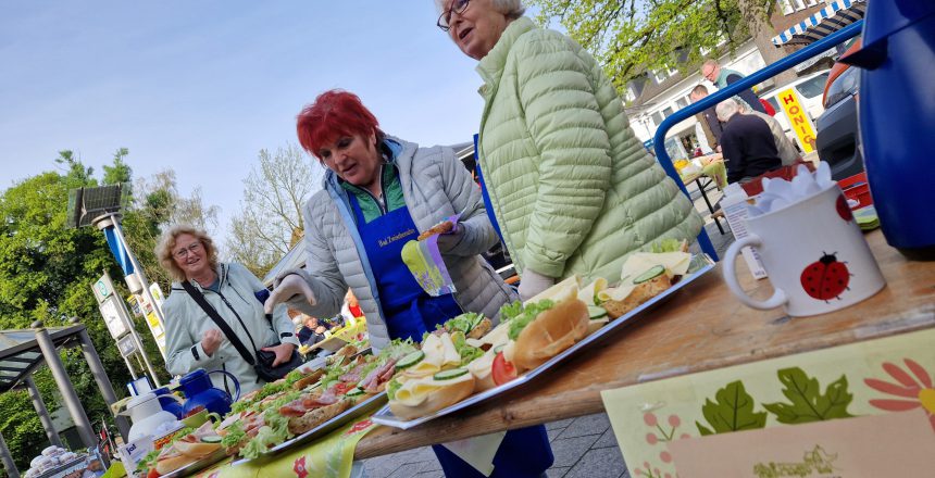 Frühstück auf dem Wochenmarkt 2024